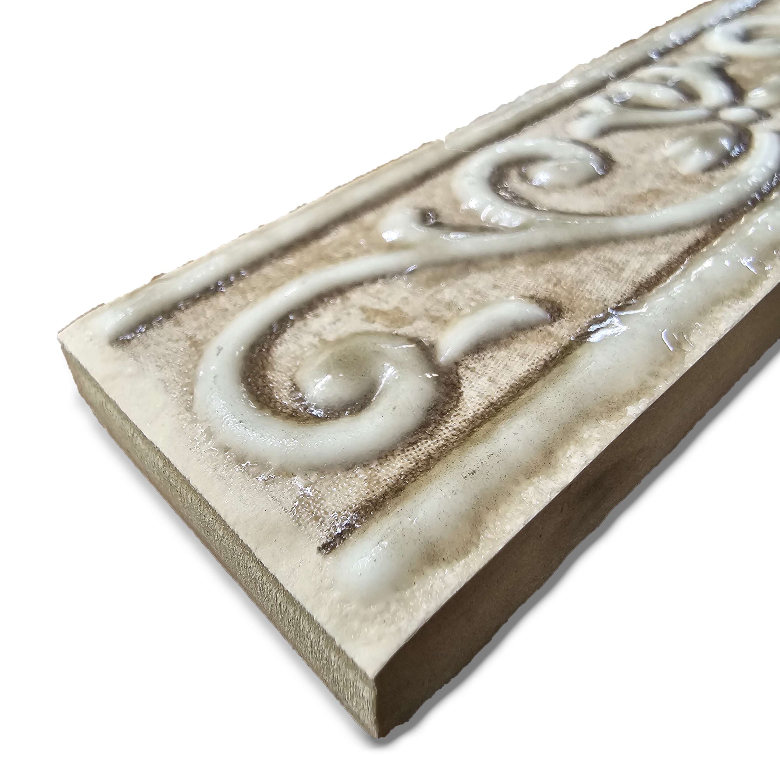 8203.jpg Listello in ceramica Ravenna Beige 4,3x15 cm - immagine 2